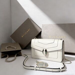<AUTHENTIC>Bvlgari White Leather Crossbody Bag